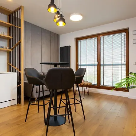 Center Grzybowska By Renters Prestige Апартаменты